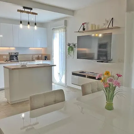 Apartment Casa Del Mar